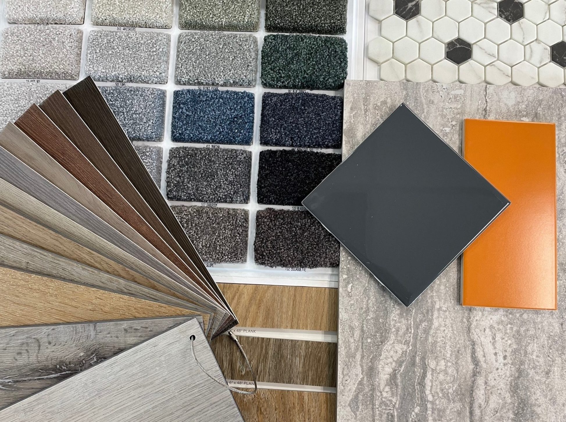 How to Choose the Right <span>Flooring</span> background image
